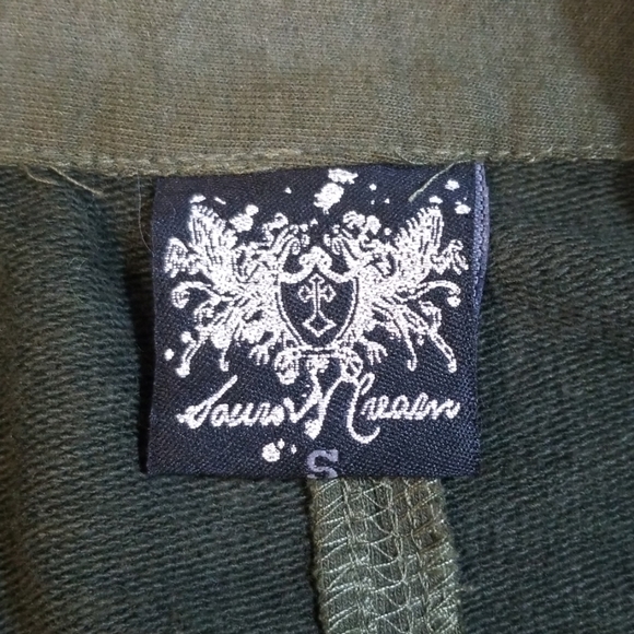 Green Art-detailed Jacket - Picture 8 of 10